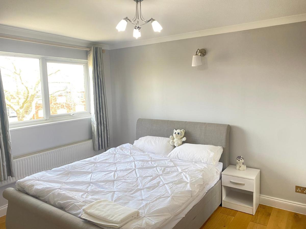 Three Bedrooms House In Windsor Exteriér fotografie